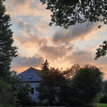 Bains De Secours, D'hotes