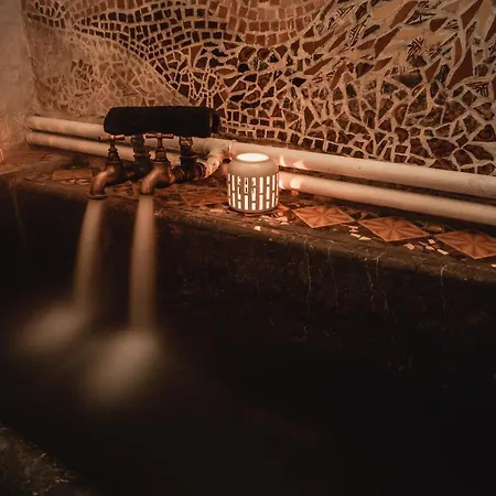 Couette-café Bains De Secours, D'hotes