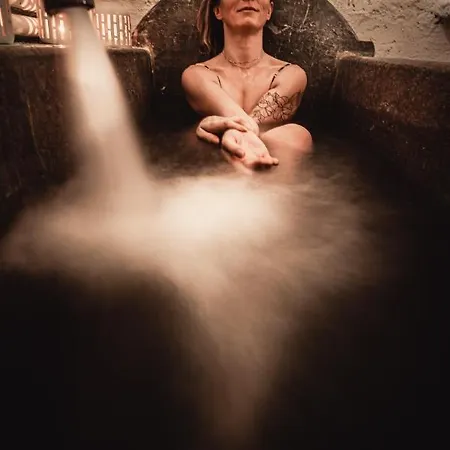Bains De Secours, D'hotes