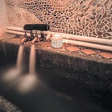 Bains De Secours, D'hotes فندق مبيت وإفطار 3*