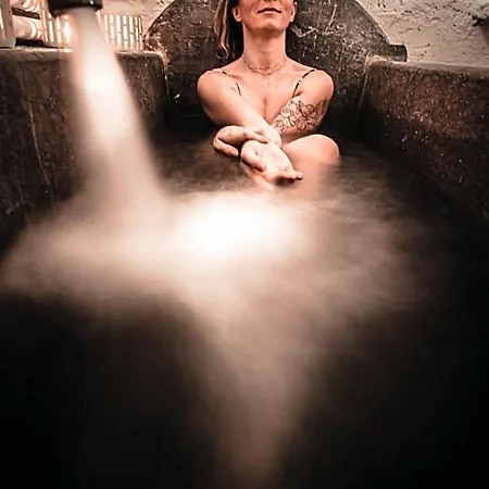 Bains De Secours, D'hotes 3*