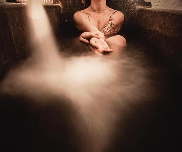 Bains De Secours, D'hotes